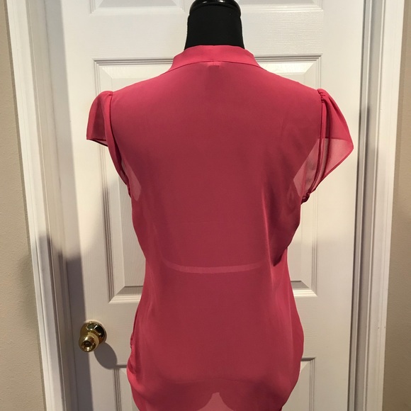 Guess v neck button down. - Picture 3 of 3